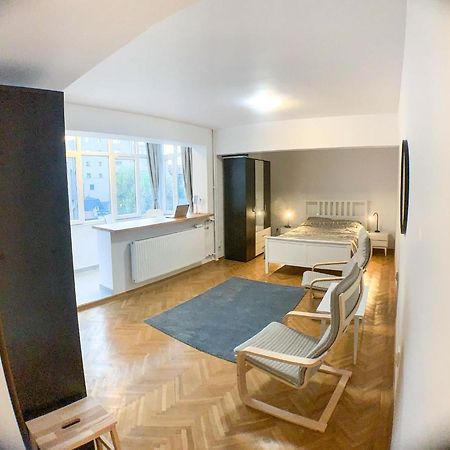 Luterana Studio Apartment Bucareste Exterior foto