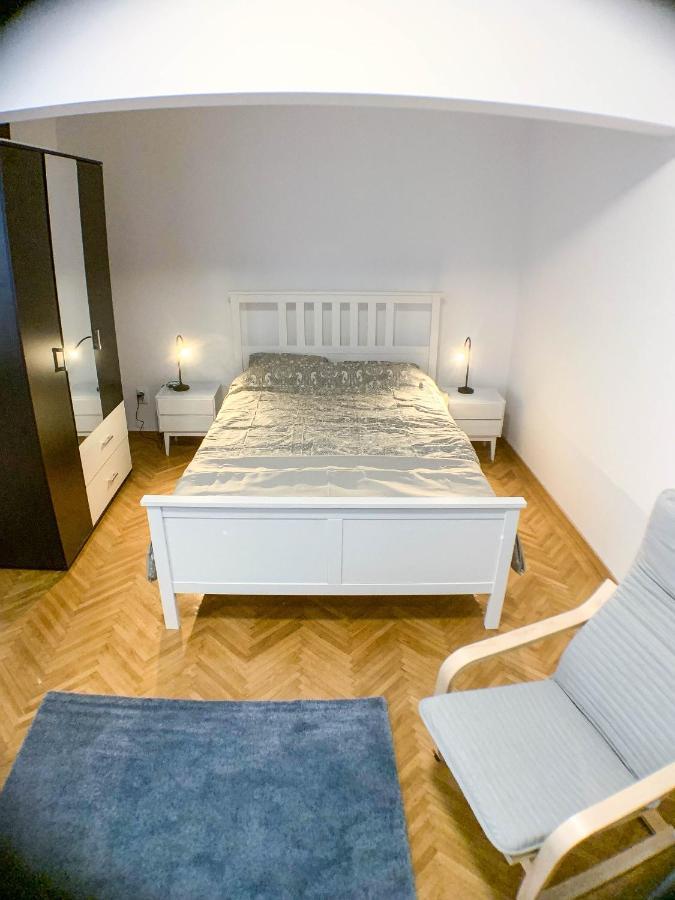 Luterana Studio Apartment Bucareste Exterior foto