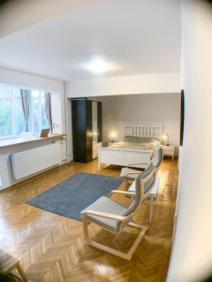 Luterana Studio Apartment Bucareste Exterior foto