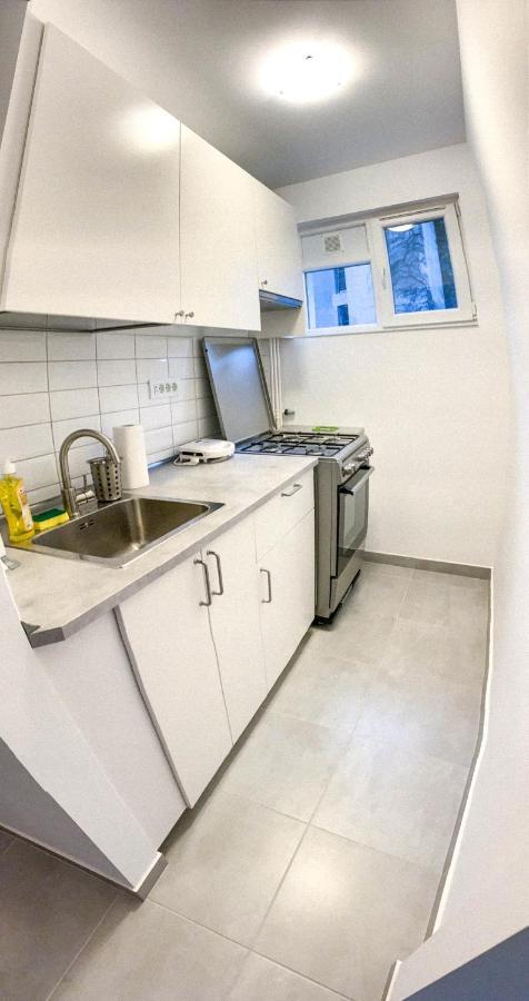 Luterana Studio Apartment Bucareste Exterior foto