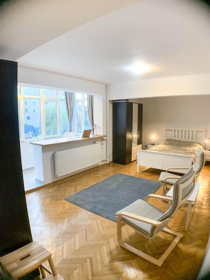 Luterana Studio Apartment Bucareste Exterior foto