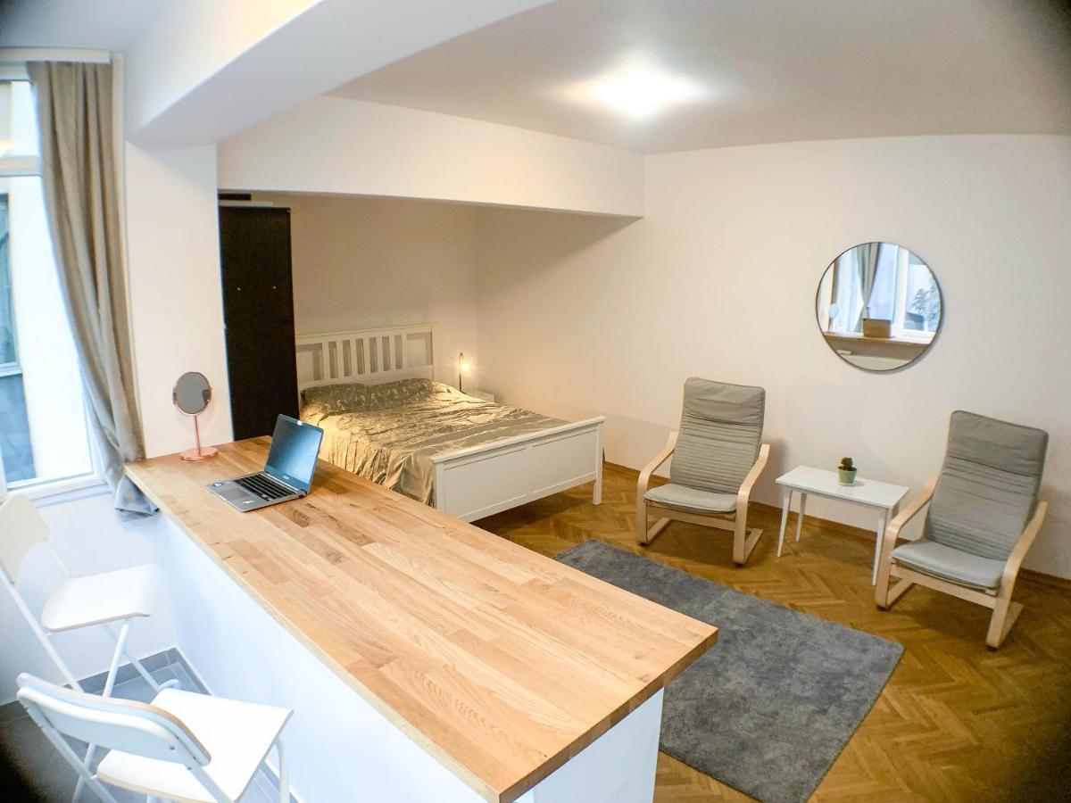 Luterana Studio Apartment Bucareste Exterior foto